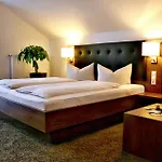 Hotel Weinhotel Kienle Burrweiler